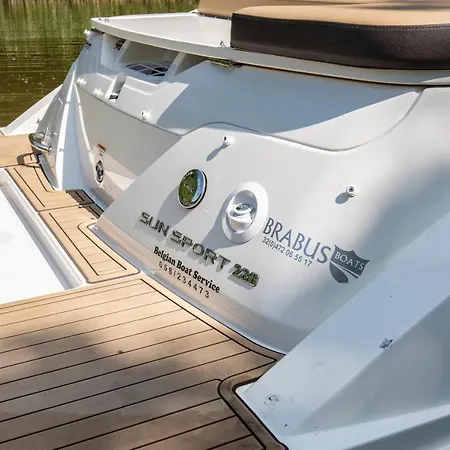 Båthotell Luxury Yacht