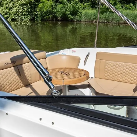 Luxury Yacht Bådhotel